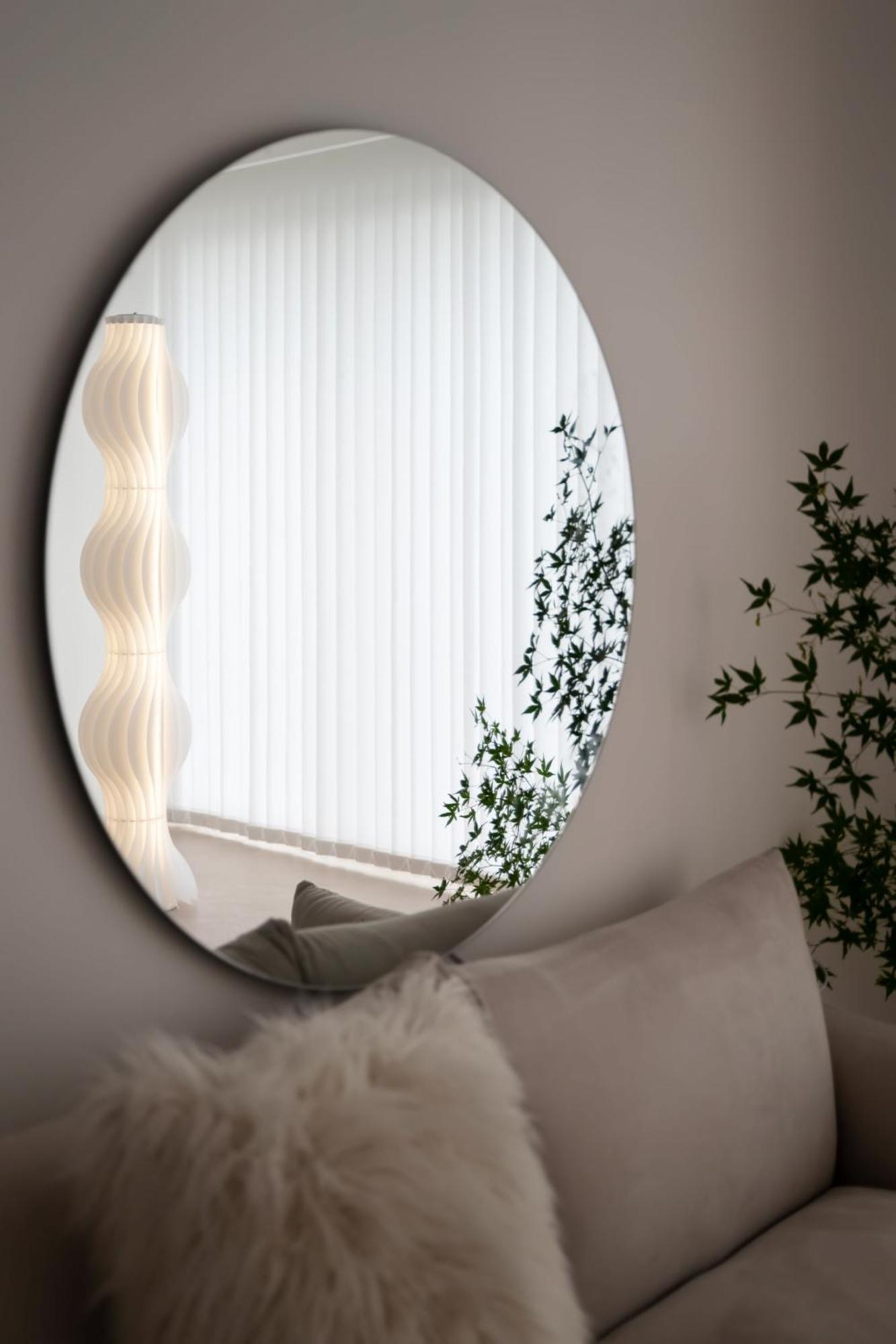 Moli B&b-2 Bedrooms, 2 Bathrooms, Balcony, Elevator Near Xintiandi Subway Apartemen Shanghai